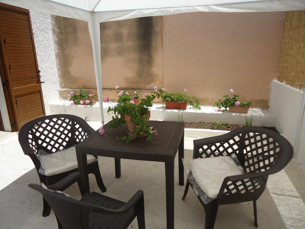 Sole E Fiori Di Sicilia Apartment Valderice Bagian luar foto